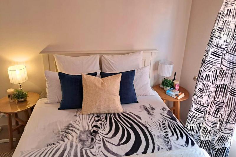 To Let 3 Bedroom Property for Rent in Island View Western Cape